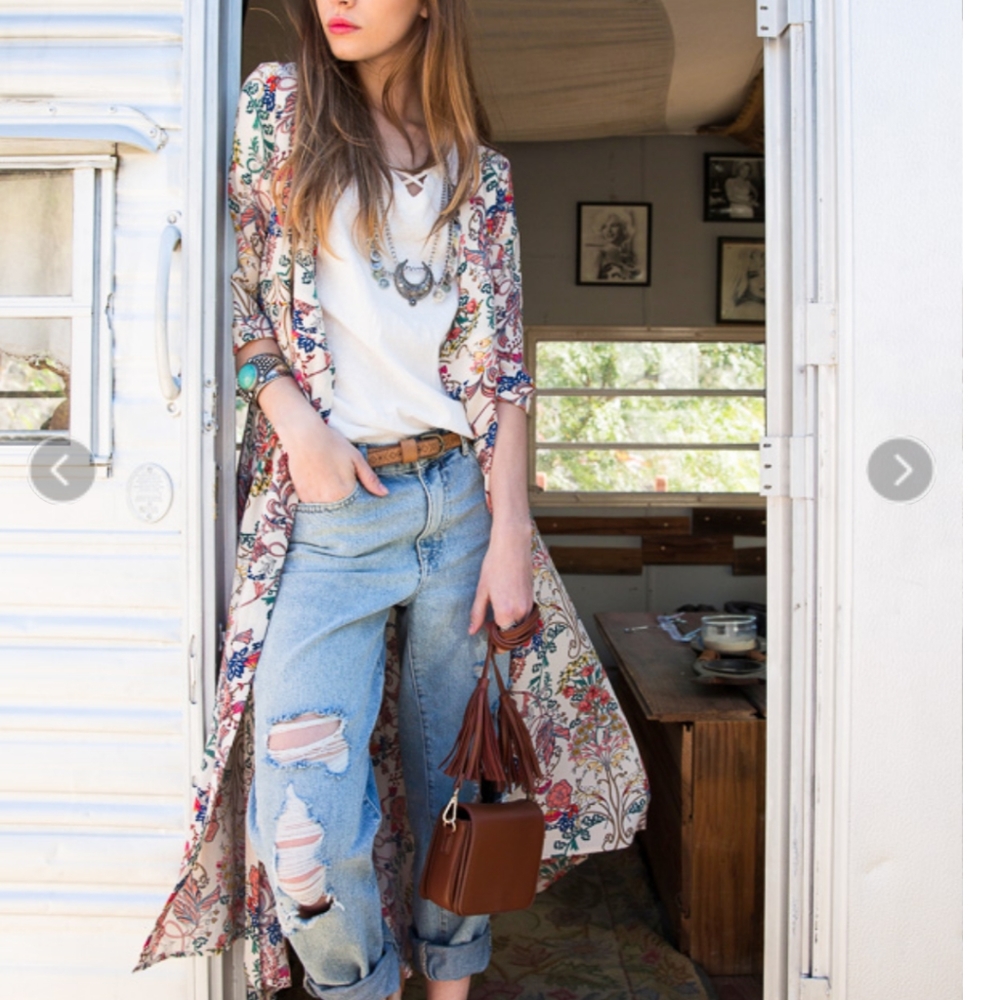 Hayden Los Angeles Floral Kimono Wrap Dress